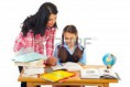 /album/fotogaleria-inicio/a9886150-chica-de-ayudar-a-mujer-madre-o-profesor-con-tareas-aisladas-sobre-fondo-blanco-copia-jpg/